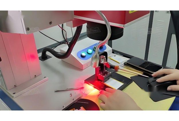 手持激光打標機生產設備廠家
