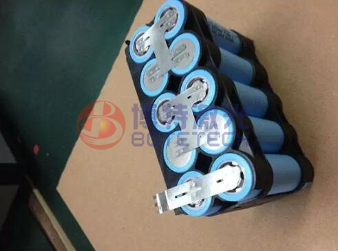 您離成功就差一臺動力電池極耳激光焊接機的距離