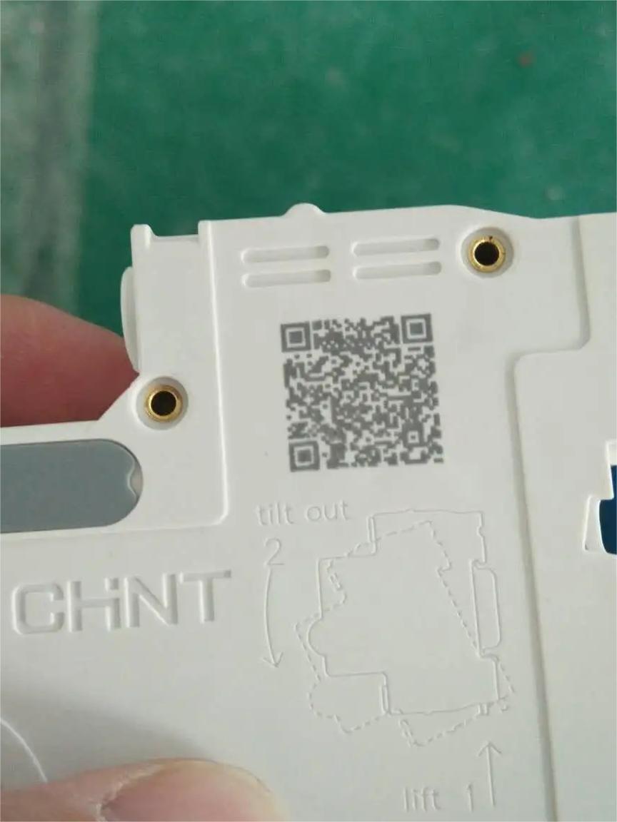 激光打標機在ABS+PC料上鐳射：塑料材料打標的新突破